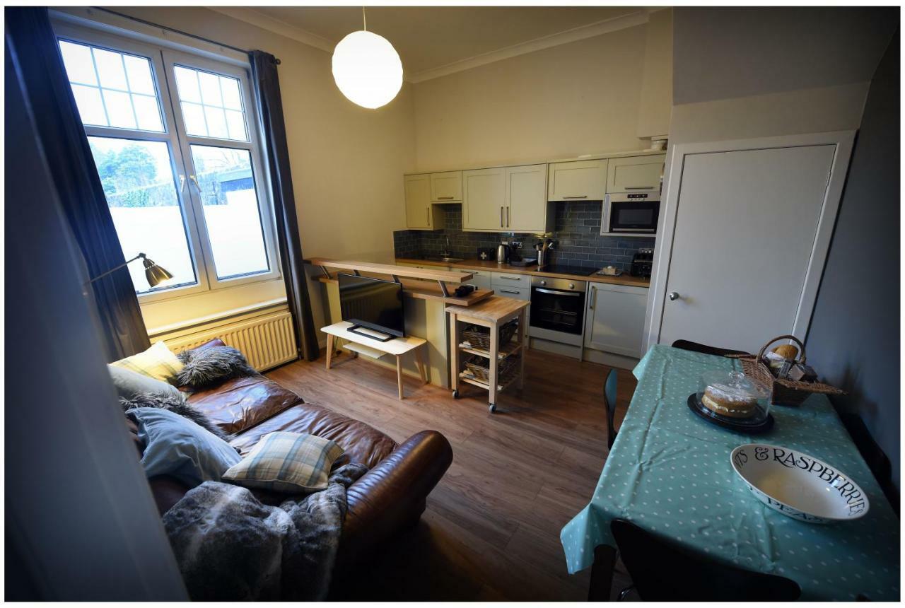 Fox Cottage Хелънсбърг Екстериор снимка