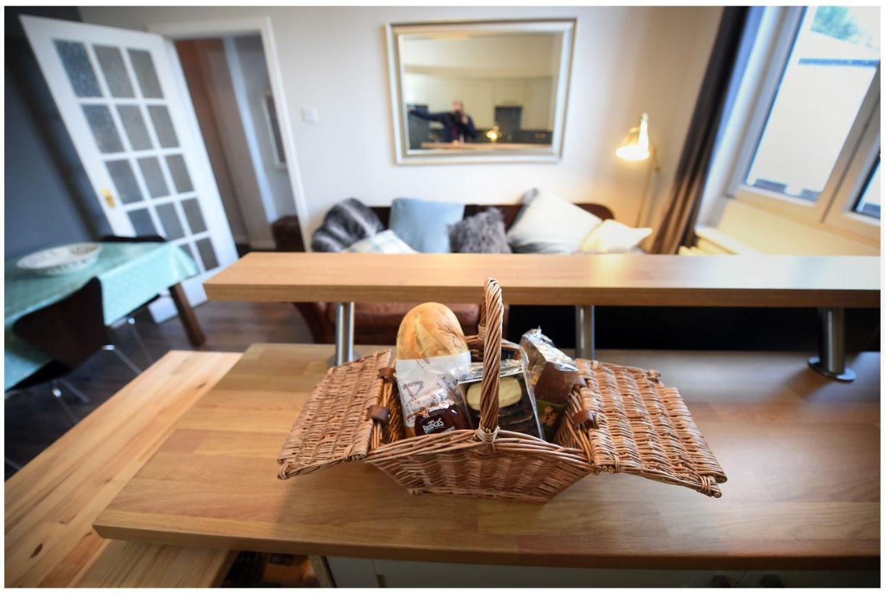 Fox Cottage Хелънсбърг Екстериор снимка